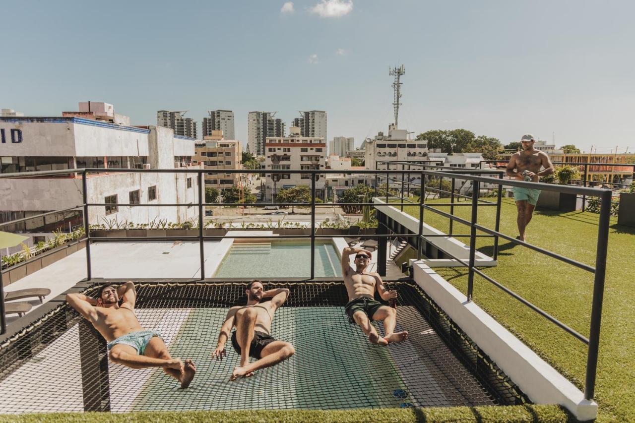 Caleta Hostel Rooftop & Pool كانكون المظهر الخارجي الصورة